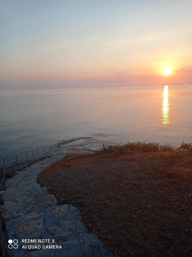 Apartament St. Harry'S Windmill Makris Gialos  Zewnętrze zdjęcie